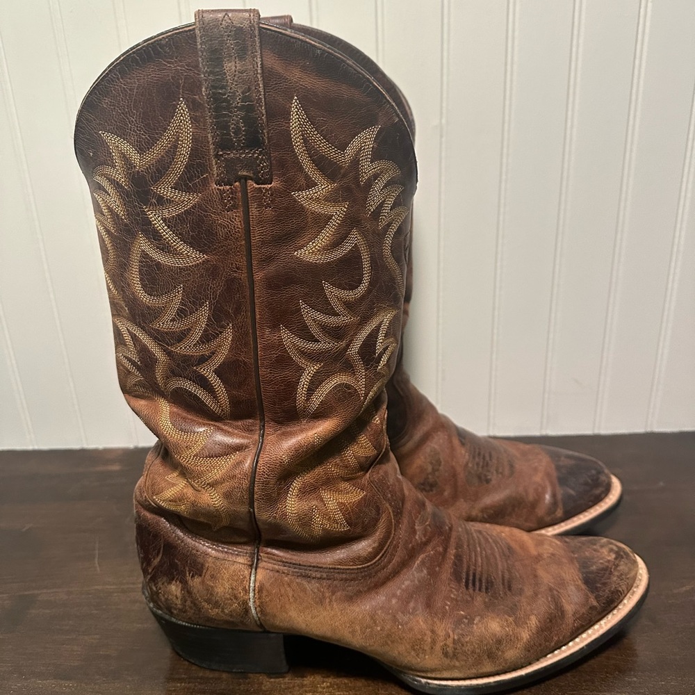 Ariat boots. Men’s leather western boots. Cowboy. Size 12EE. Ariat leather - Picture 4 of 7